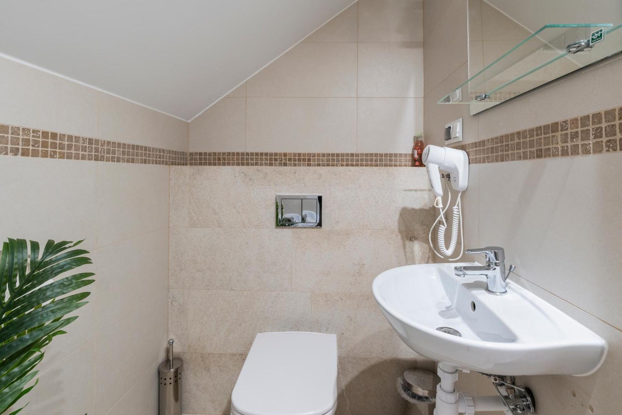 Jaskolka - Pokoje I Apartament Przy Plazy Ольштын Экстерьер фото